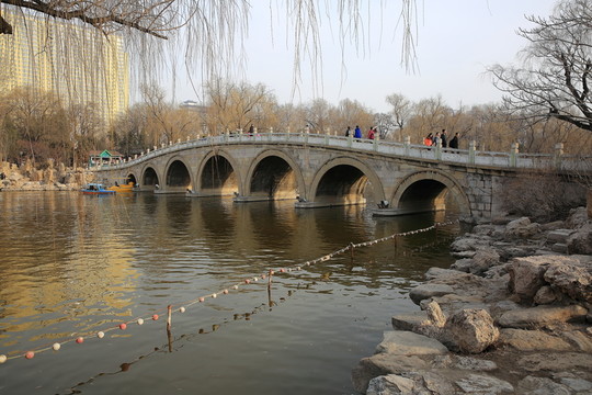 迎澤公園