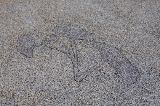 馬路石子花紋