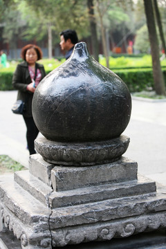 石桃 雕塑 佛教