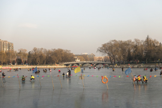冬天的陶然亭公園