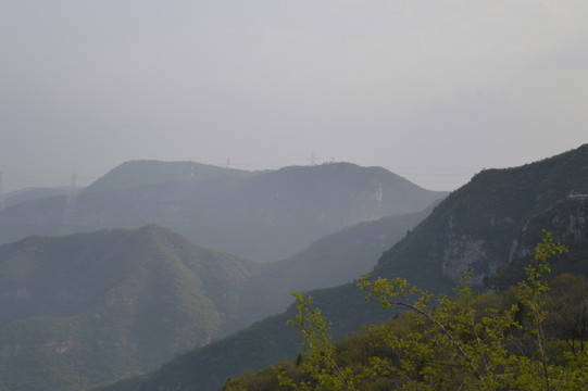 遠(yuǎn)山