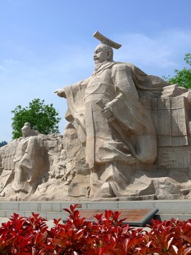 秦始皇塑像