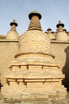 黃河一百零八塔