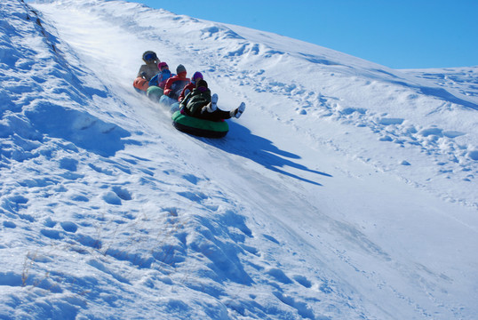 天山滑雪場