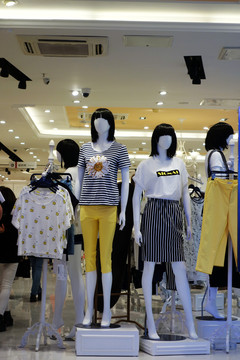 女裝模特