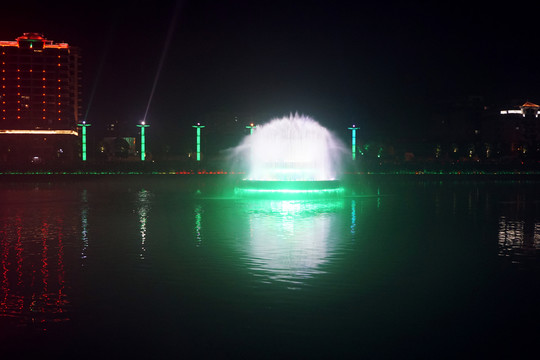 河源茶山公園亞洲第一噴泉夜景