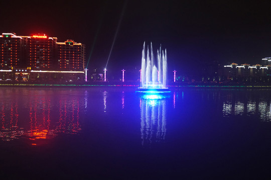 河源茶山公園亞洲第一噴泉夜景