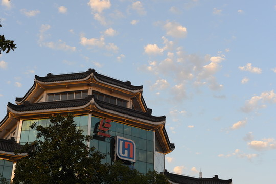 古典建筑 現(xiàn)代建筑