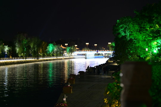 揚(yáng)州大運(yùn)河夜景