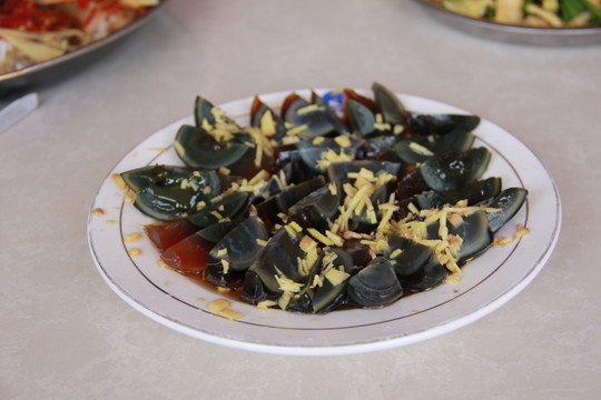 涼拌皮蛋