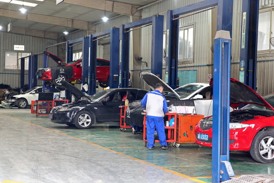 汽車4S店