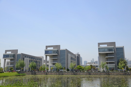 南通大學