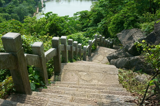 臺(tái)階