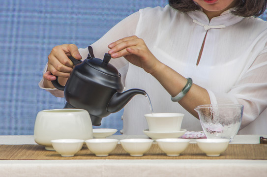 沏茶