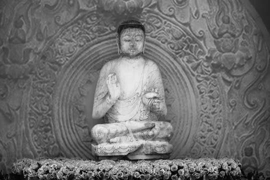 幽居寺北齊石佛