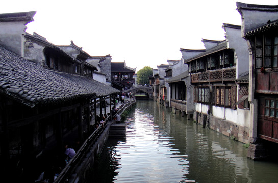 民居