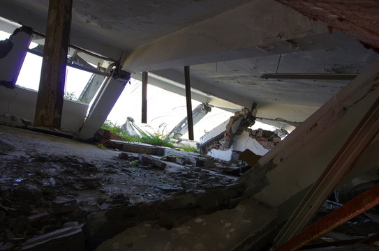 512地震遺址