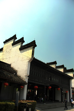 江南