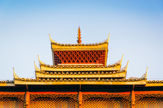 傣式風(fēng)格尖頂