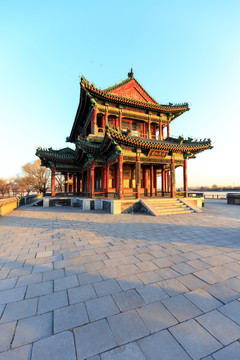 北京頤和園南湖景明樓