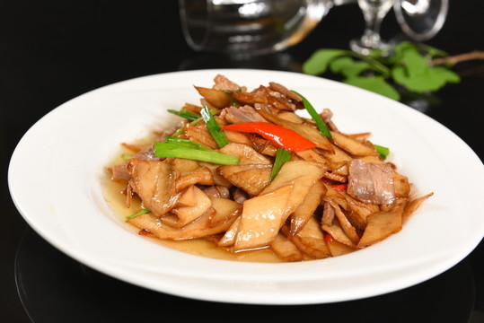 茭白肉片