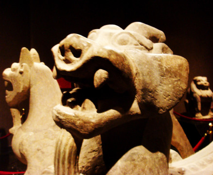 鎮(zhèn)墓獸 古董 文物 歷史 考古