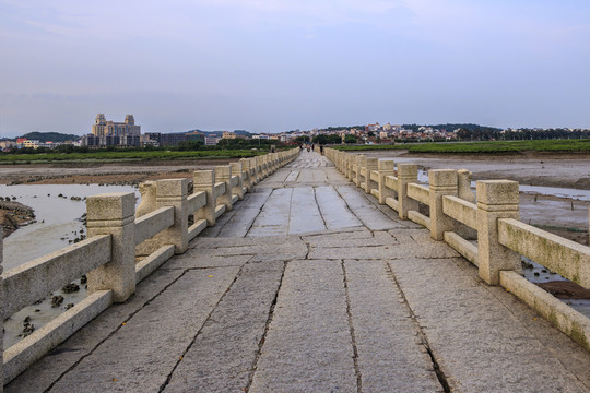 洛陽橋面