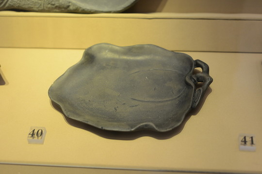 硯臺(tái)