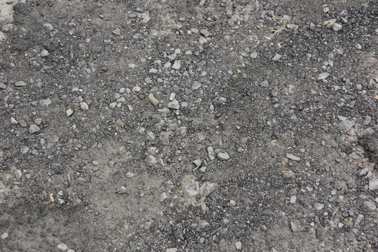 破損的瀝青路面