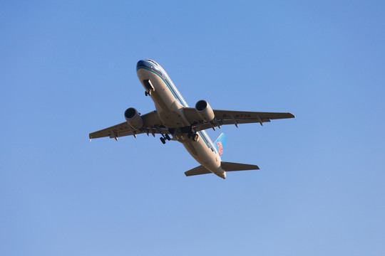 飛機(jī)