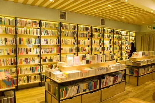 書店書架