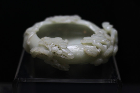 松福紋青白玉洗