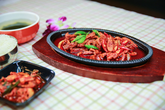 鐵板牛肉
