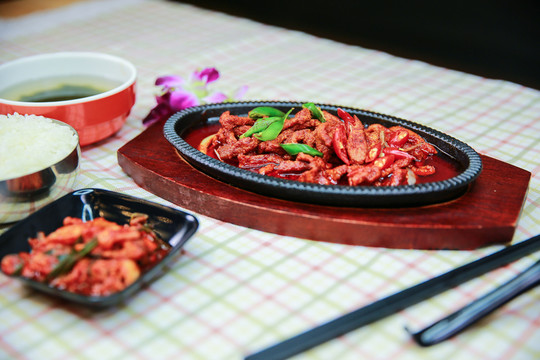 鐵板豬肉