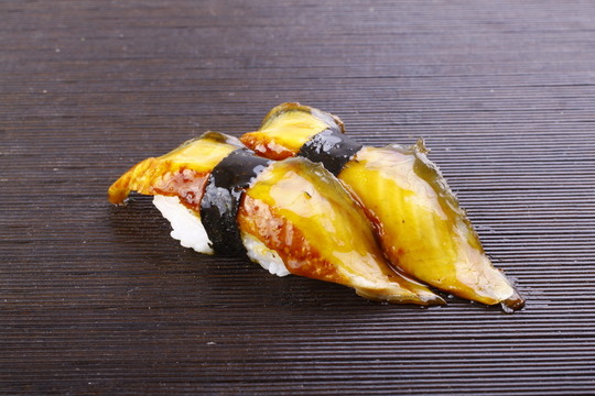 鰻魚壽司