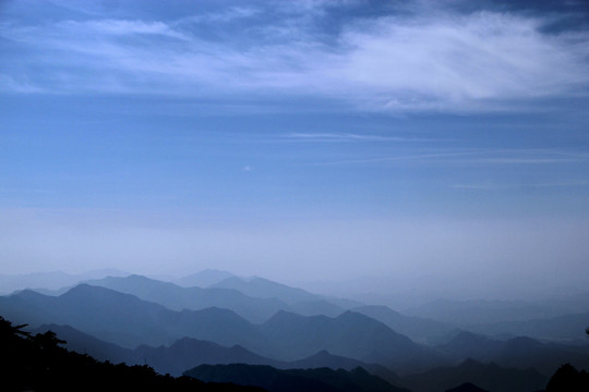 黃山云海連綿山脈