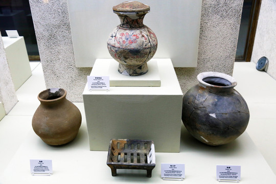 漢代陶壺