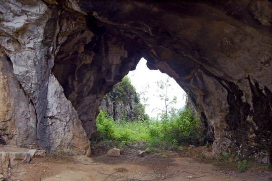 土匪山寨遺址
