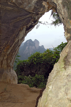 土匪山寨遺址