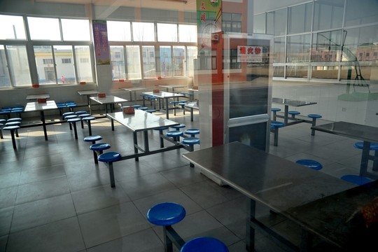 學(xué)校餐廳