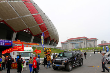 汽車展 體育場 汽車 大集