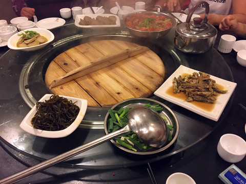 柴火貼餅子
