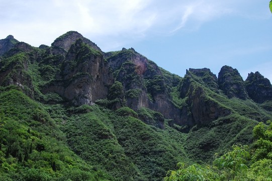 神農(nóng)山