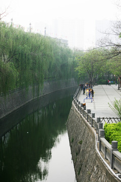護(hù)城河