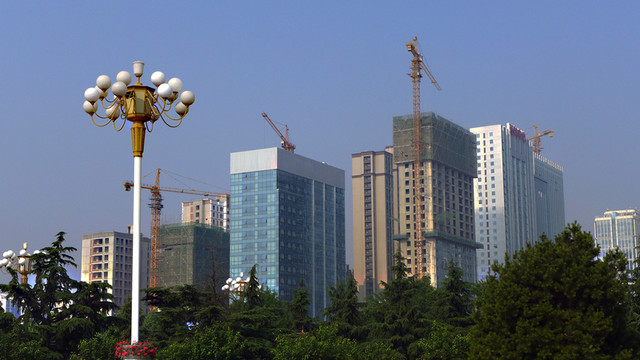 建設(shè)中的高樓