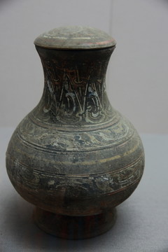 彩繪陶壺