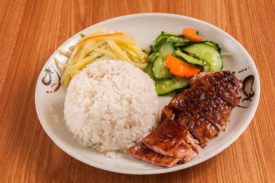 脆皮烤鴨飯