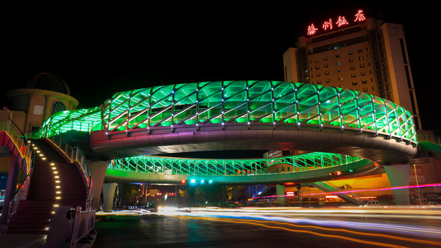 滕州市 環(huán)形天橋
