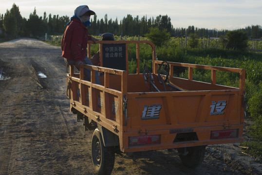 農(nóng)用車