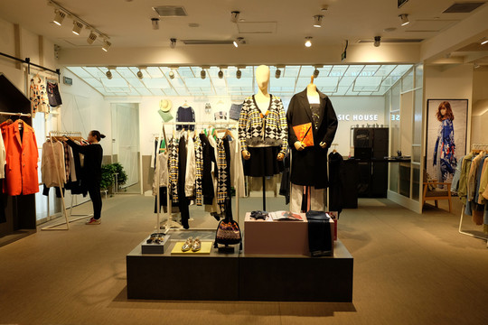 服裝店  陳列設(shè)計(jì) 